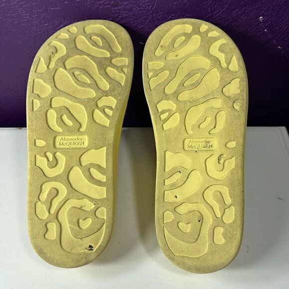 Alexander Macqueen Yellow Slides Preloved - Picture 4 of 7